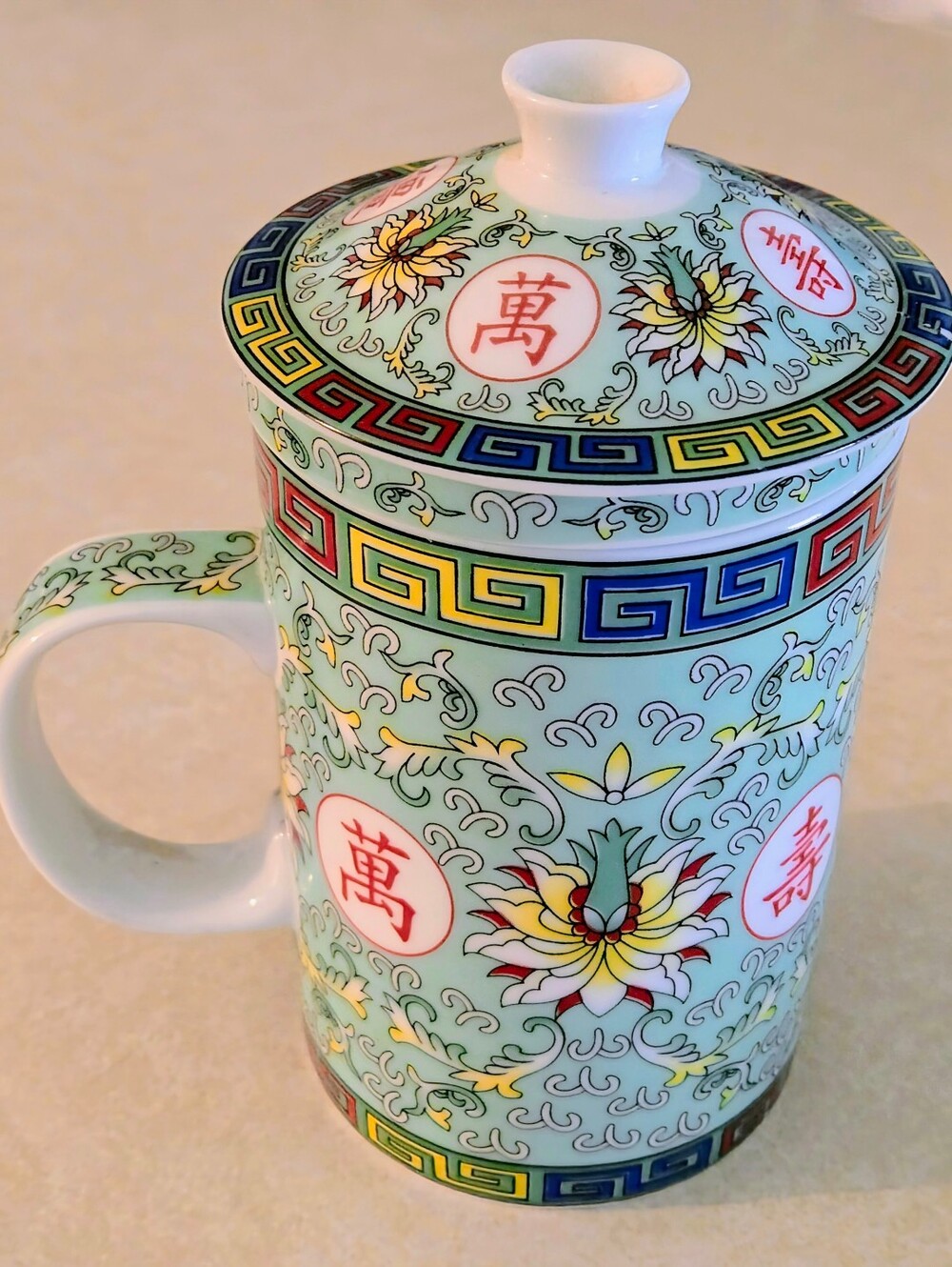 Hand-painted Porcelain Chinese Lotus Flower Teacup with Strainer and Lid Stamped